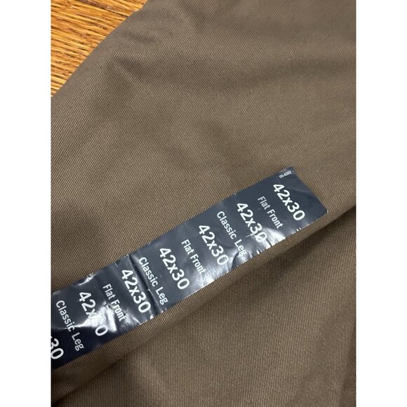 IZOD Mens American Chino Pants Size 42x30 Brown Twill Flat Front Khakis NWT $60 - Picture 7 of 9